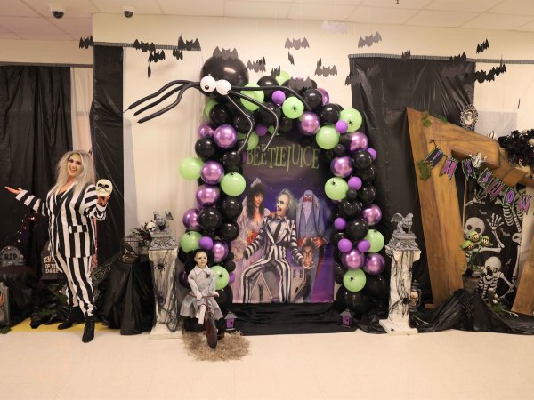 Halloween Door Decoration Contest Image